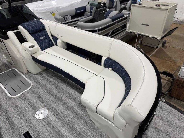 2026 Bennington 27RXFBWAT2 - Twin V8 - Joystick - NEW RX - NEW Windshield US-ETWS9280J526 [photo 35]